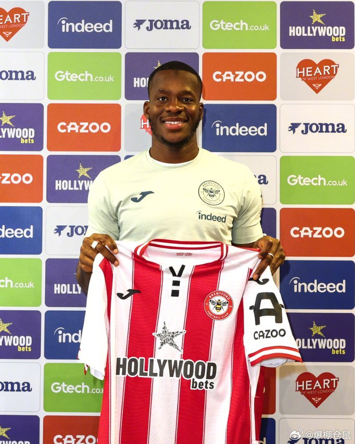 爱游戏在线-瓦特福德球员荣获最佳球员，队内示范的简单介绍