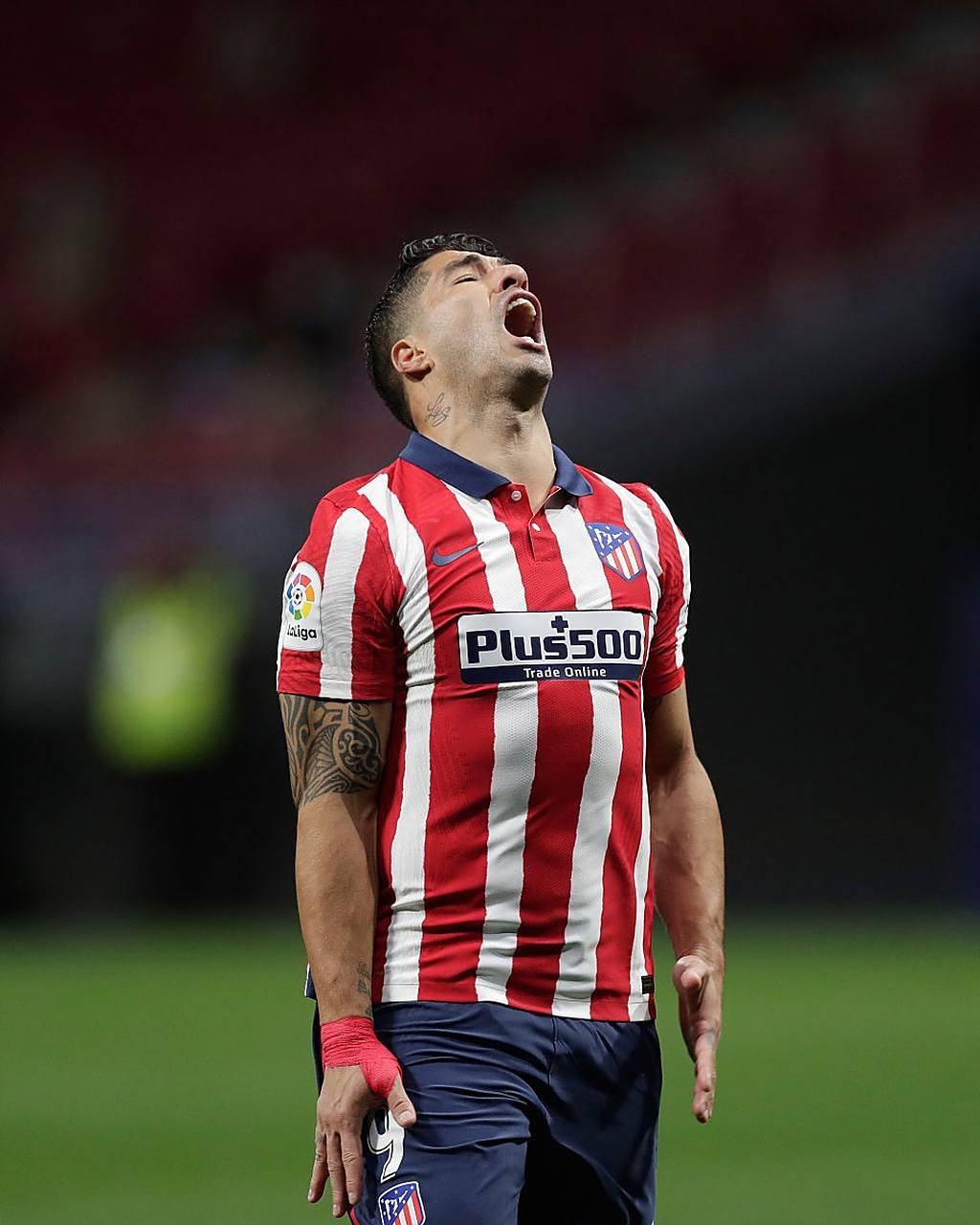 莱万特客场3比2惊险击败巴伦西亚，终结四连败的简单介绍