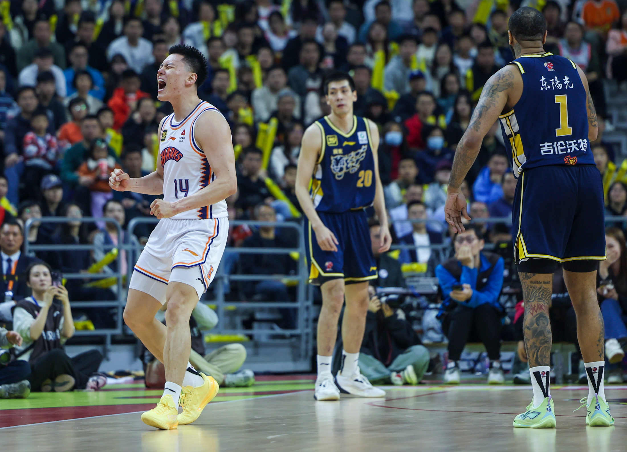 上海男篮力克河南队,结束不胜之苦的简单介绍 上海男篮力克河南队,结束不胜之苦的简单介绍