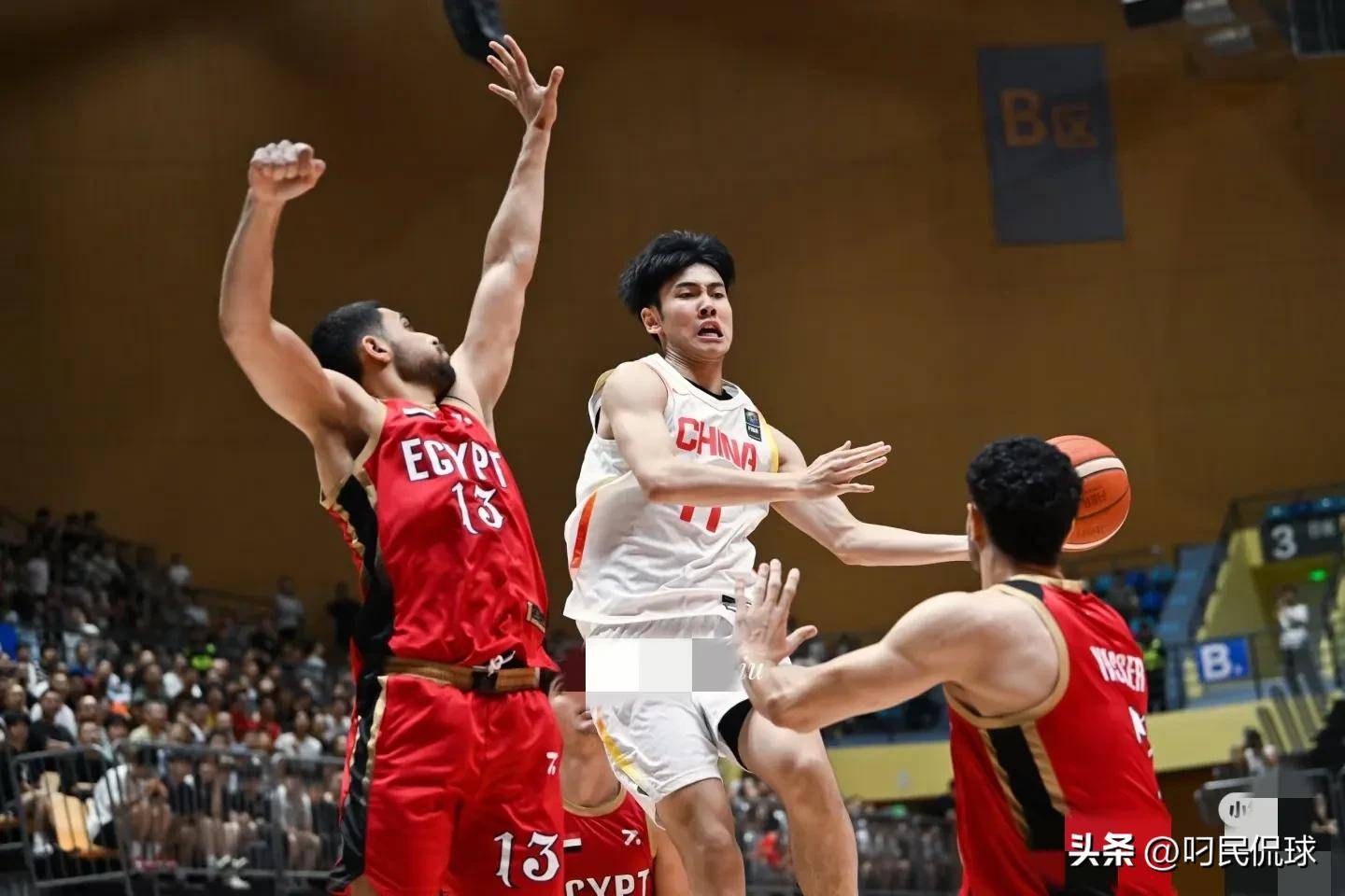 新赛季即将到来，篮球联赛引发期待