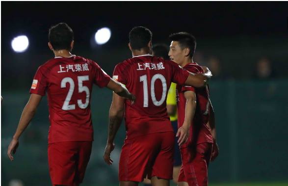 上港客场力克恒大,积分劲旅连胜的简单介绍 上港客场力克恒大,积分劲旅连胜的简单介绍