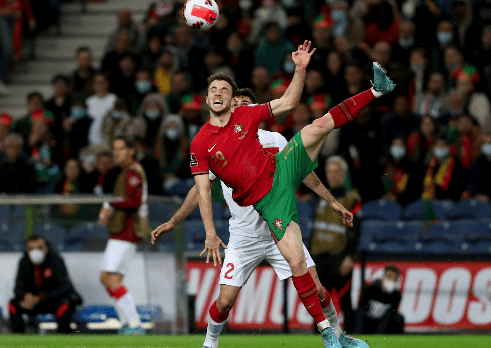 爱游戏网页版登录入口-关于美因茨主场大捷，德甲冠军争夺悬念重燃的信息