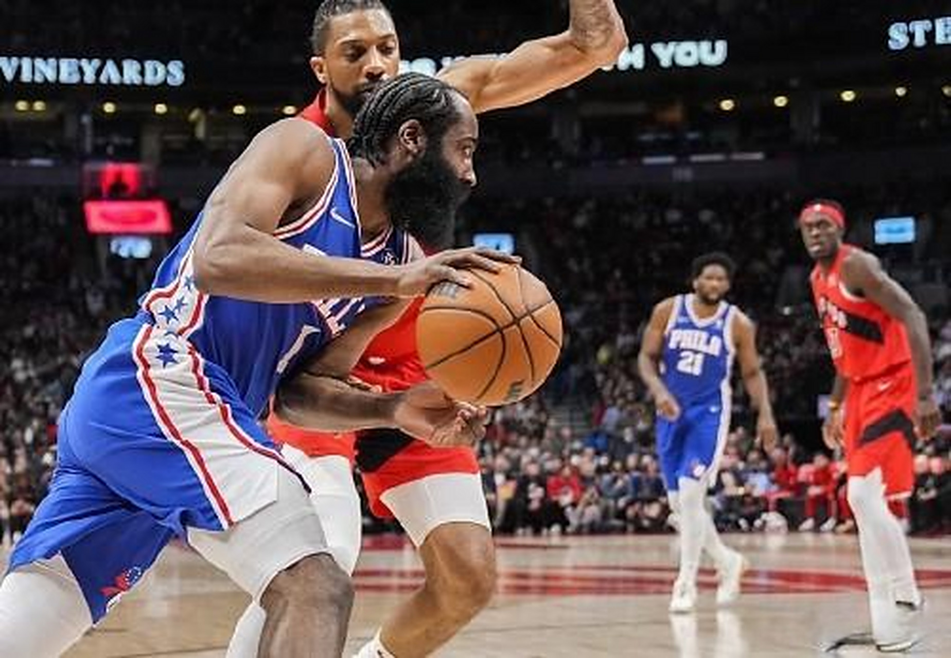 爱游戏app下载-关于猛龙客场击败76人，东部榜首位置不动摇的信息