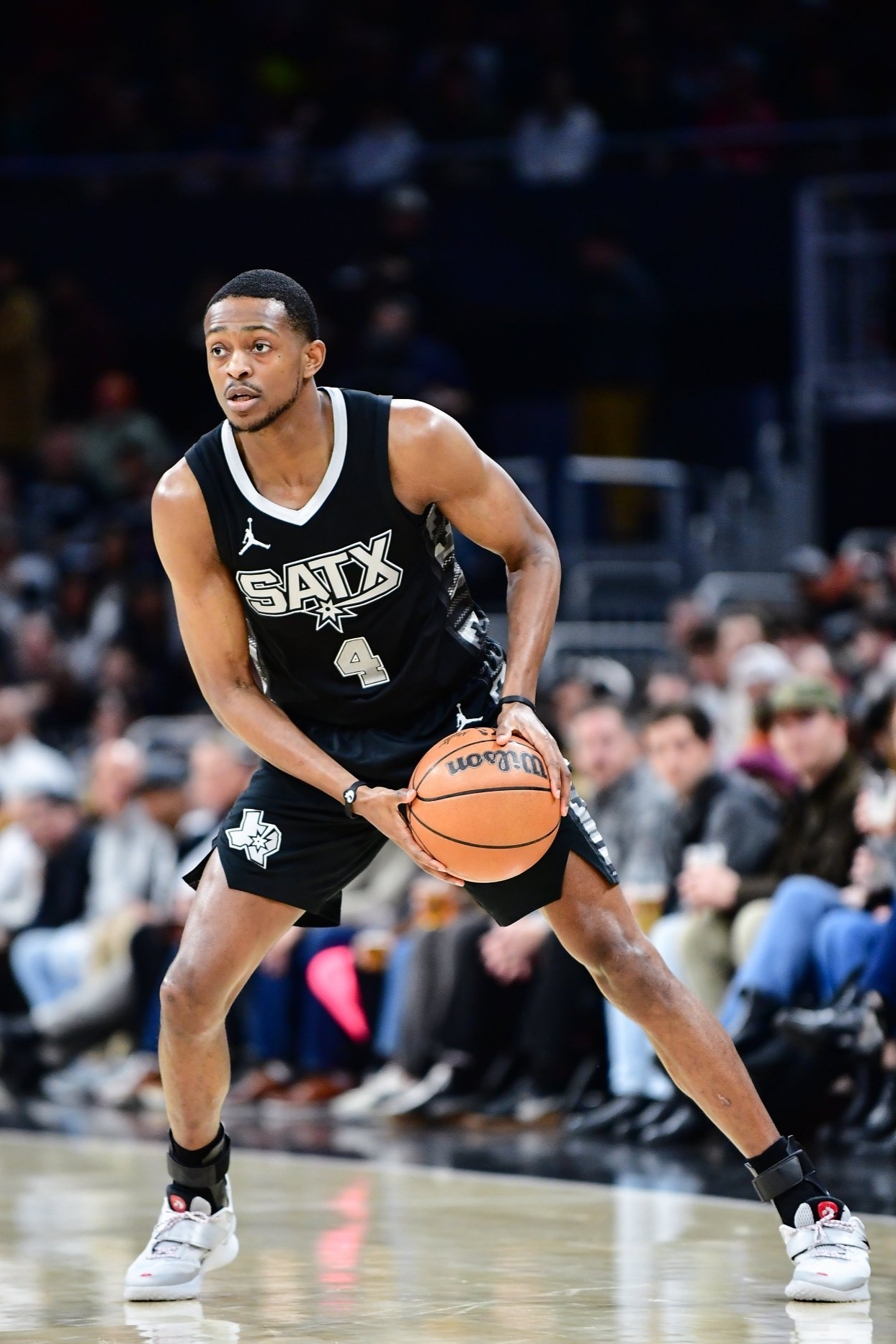 活塞主场击败公牛，豪取四连胜的简单介绍