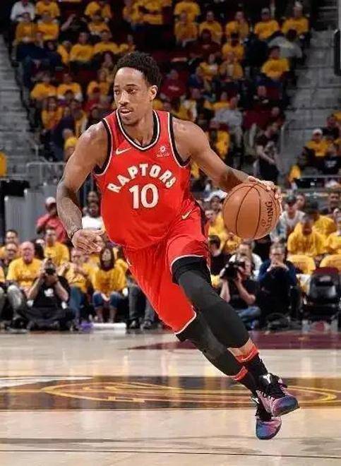 猛龙主场大胜国王，稳固前四！