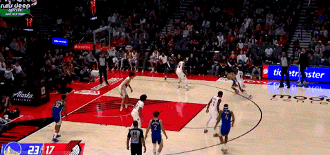 关于开拓者客场惨败，战绩下滑至倒数第二的信息