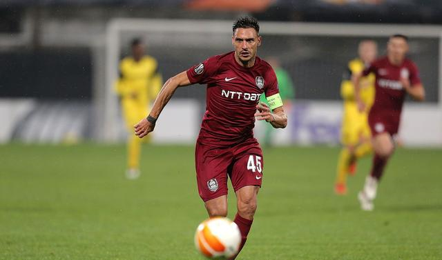 阿贾克斯客场大胜，晋级迎来曙光