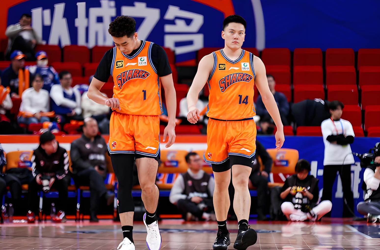 广东队再捷广东队再次获胜，势不可挡的简单介绍