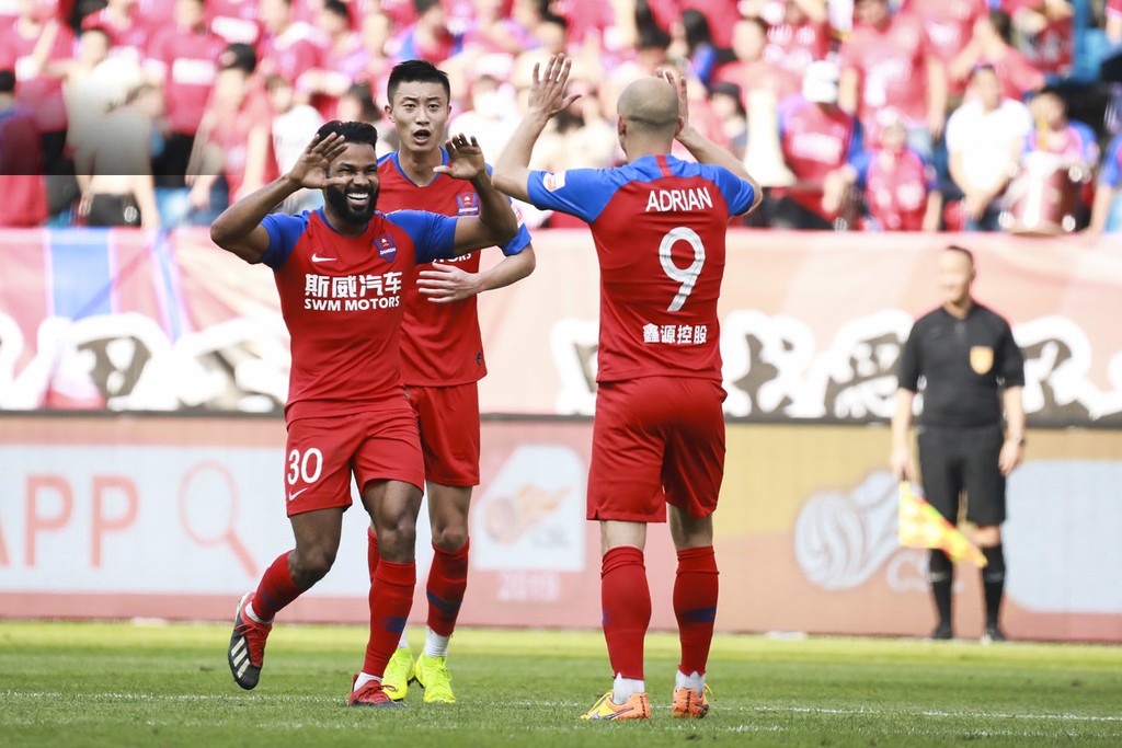 重庆斯威备战周末比赛，期待在主场拿下三分的简单介绍