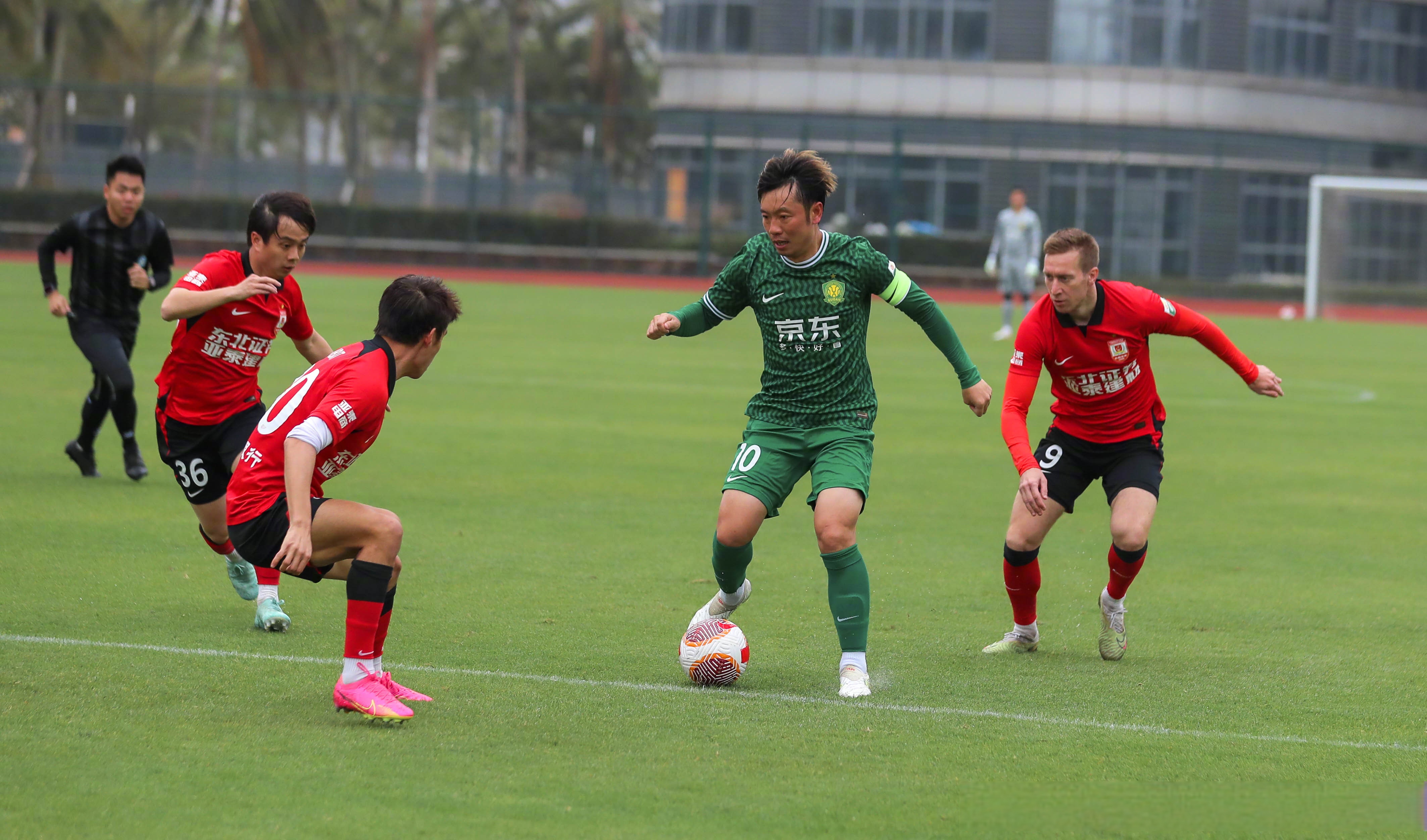 爱游戏官网-北京国安客场挑战长春亚泰，争取积分排名升级的简单介绍